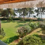 Nisteri Seaside Apartment *