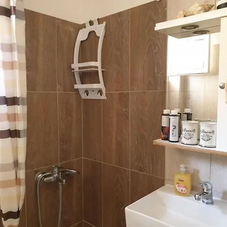 Nisteri Seaside 公寓 *